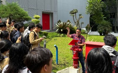 Penyampaian Materi Sarana Utilitas Pada Kuliah Lapangan Mahasiswa Jurusan Arsitektur