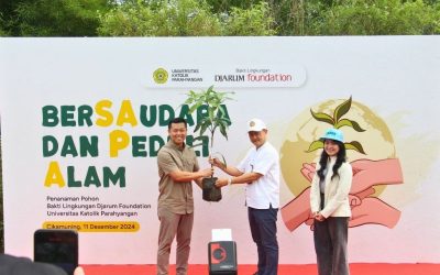 Penanaman Pohon UNPAR x Djarum Foundation di Area UNPAR Cikamuning